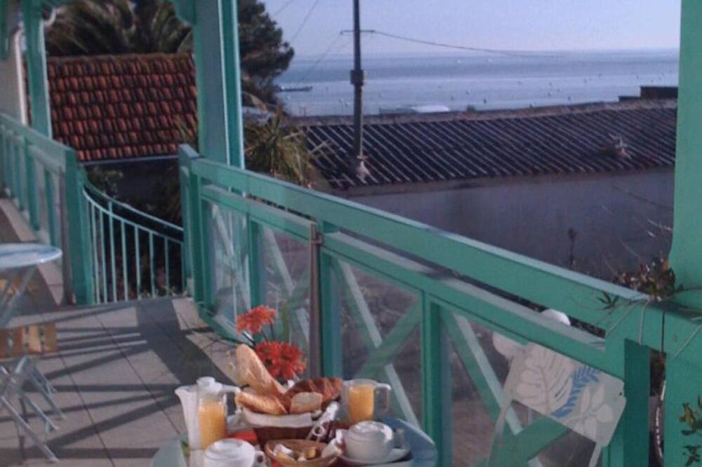 Hotel Orange Marine
