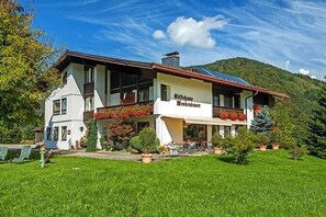 숙박 시설 정면