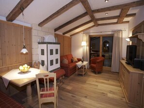 케이블 채널 시청이 가능한 32인치 평면 TV, TV