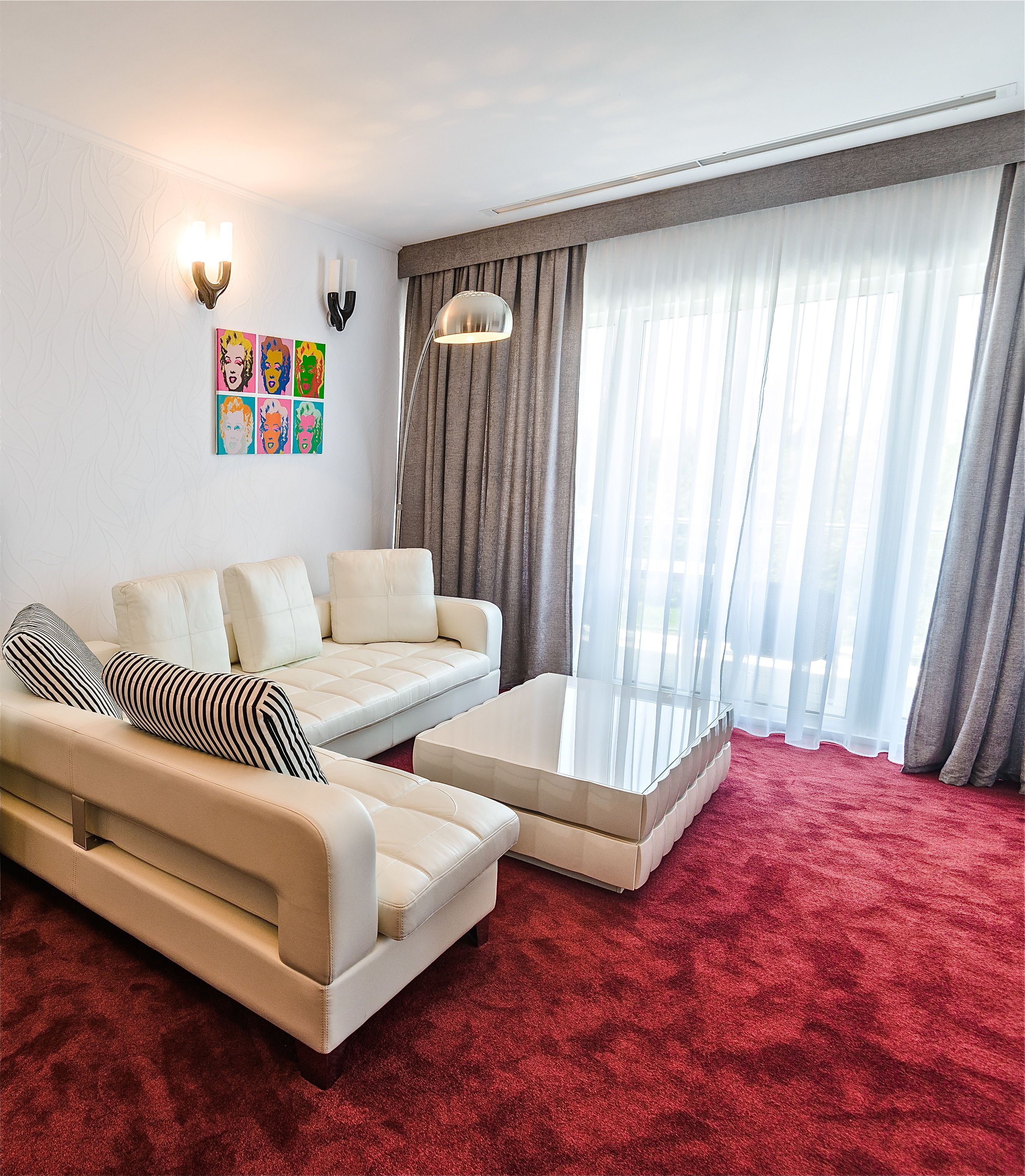 Deluxe-Apartment | Wohnzimmer | Fernseher