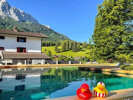 Seasonal outdoor pool, open 7:00 AM to 8:00 PM, sun loungers