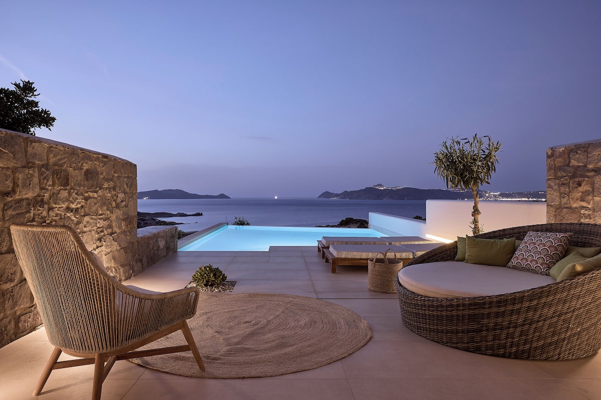 Honeymoon Suite with private pool and sea view | Terraza o patio
