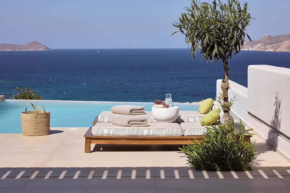 Milos Camping Achivadolimni by null