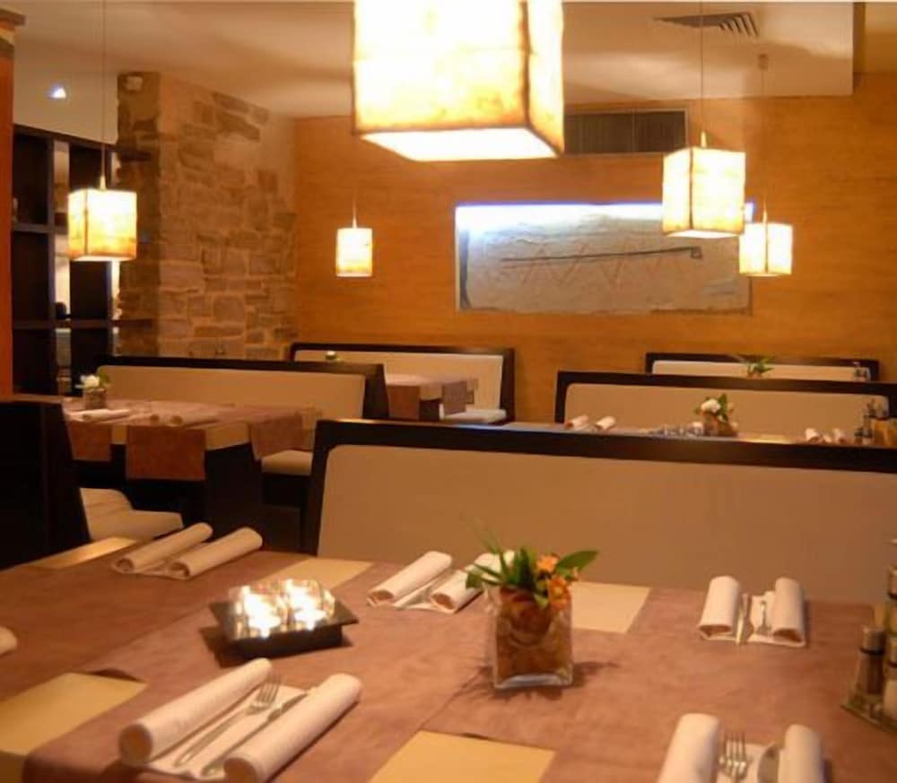 Хотел Луксор - Hotel Luxor by null