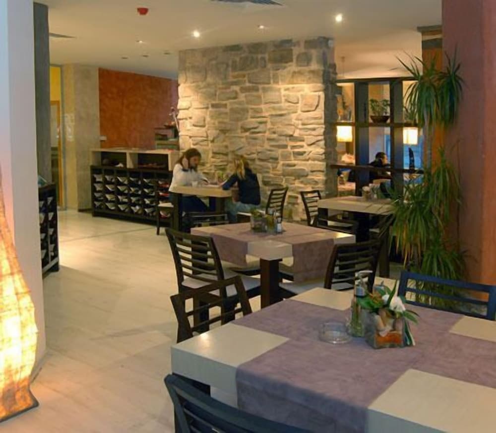 Хотел Луксор - Hotel Luxor by null