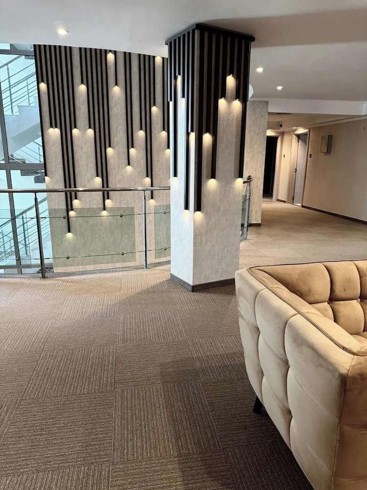 Хотел Луксор - Hotel Luxor by null