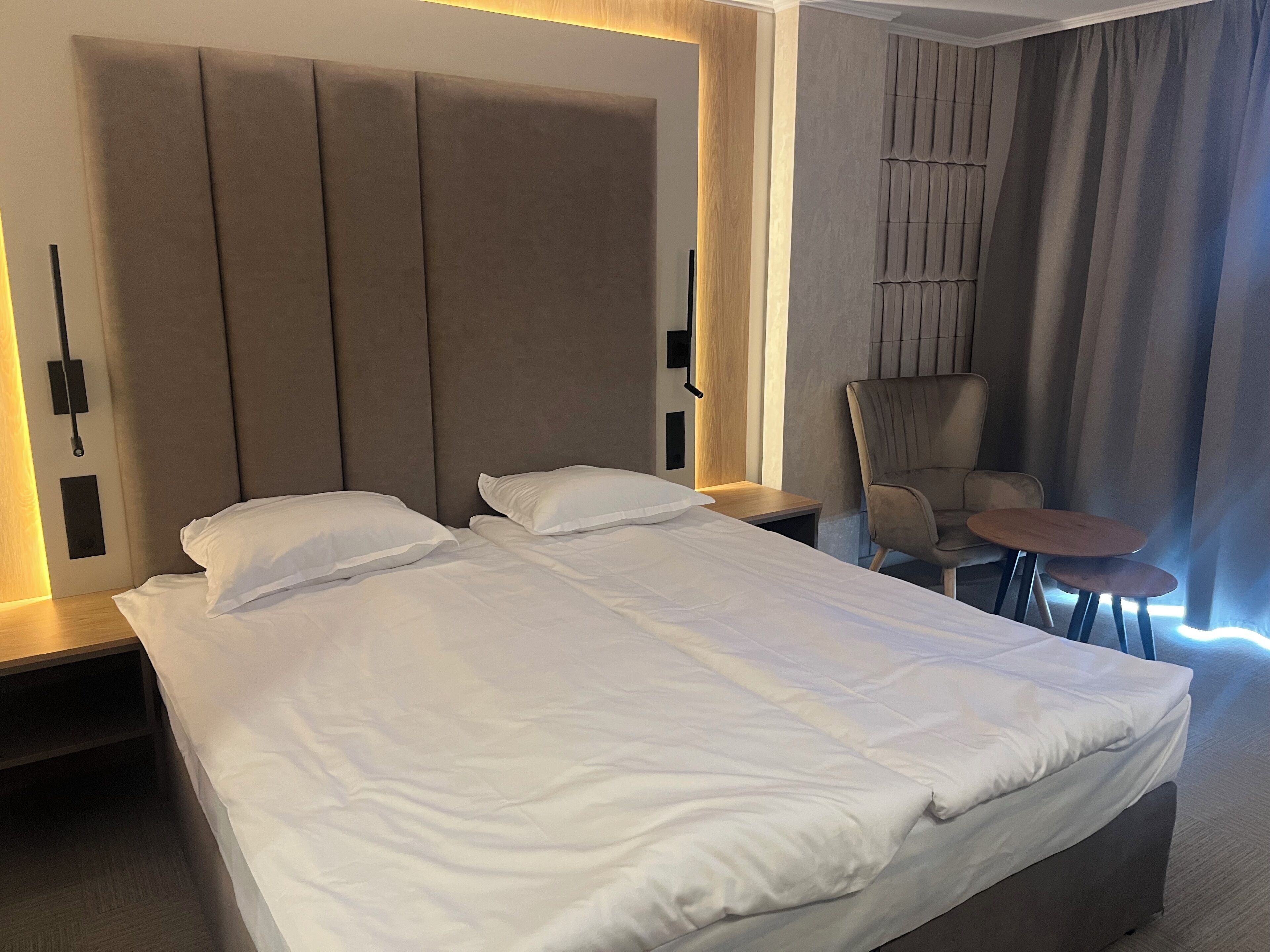 double or twin room (free wifi, fitness & steam bath) | minibar, soundproofing, free wifi, wheelchair access