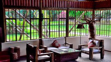 Free daily full breakfast