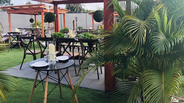 Garden - Empire State Hotel (Accra)