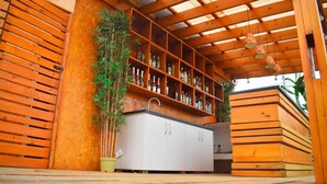Winery - Empire State Hotel (Accra)