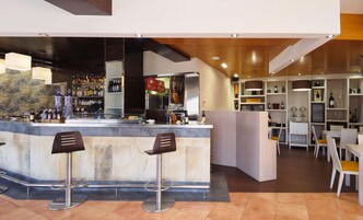 Bar (en el alojamiento)