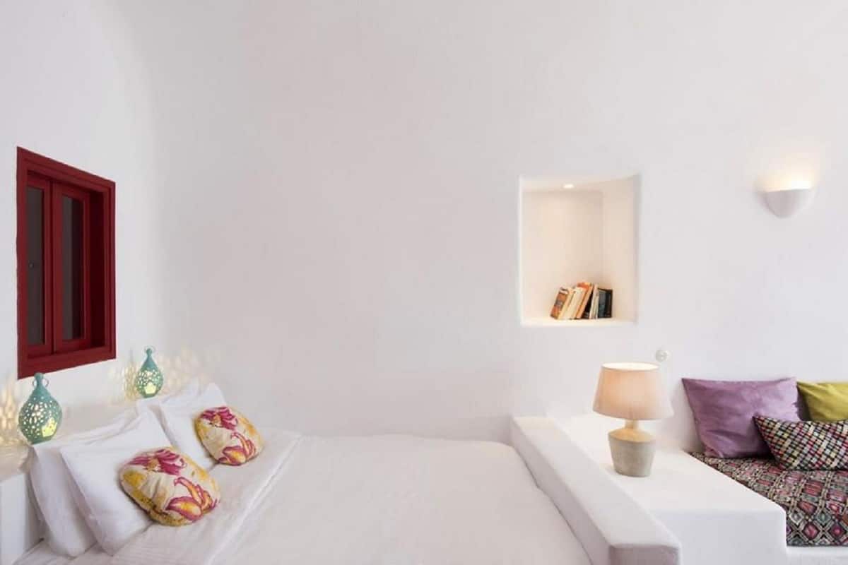 Junior Studio Suite, Hot Tub, Sea View | 1 bedroom, premium bedding, in-room safe, desk