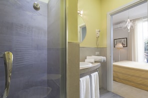 Classic-Doppelzimmer | Badezimmer