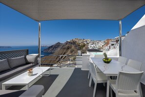 Villa de lujo, 3 habitaciones, vista al mar | Terraza o patio