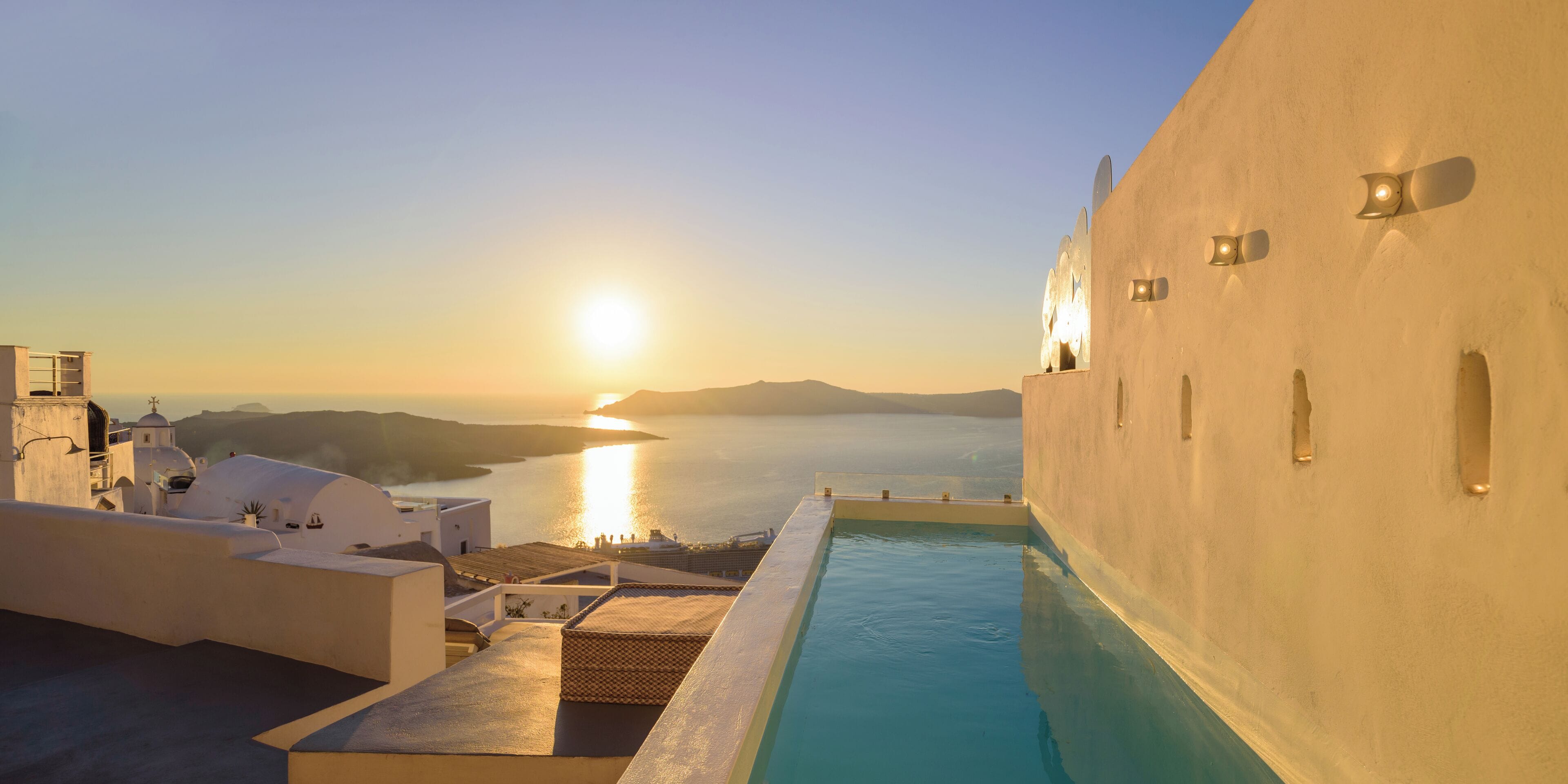 Luxury Villa, 3 Bedrooms, Sea View, With Outdoor Hot Tub and swimming pool | Terrace/patio