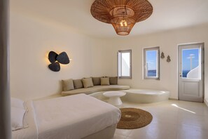 Luxury Villa, 3 Bedrooms, Sea View, With Outdoor Hot Tub and swimming pool | Premium bedding, in-room safe, individually decorated