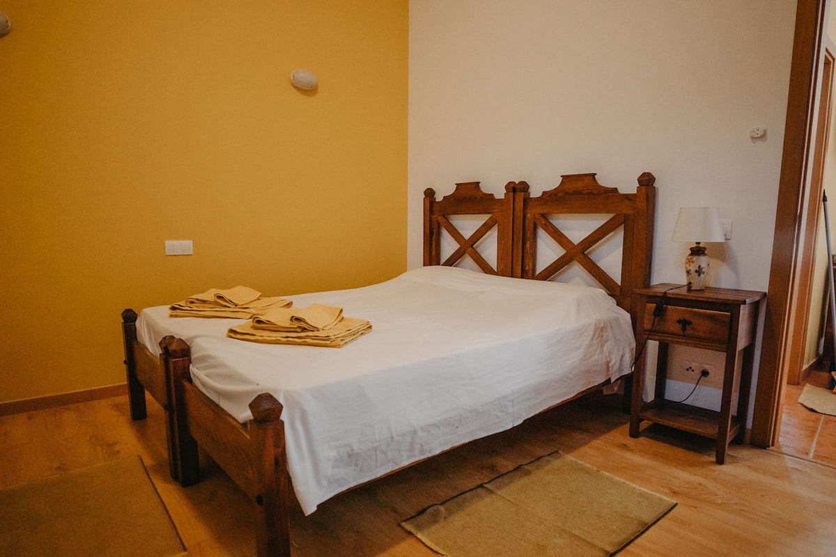 Standard House, Shared Bathroom | Minibar, individually decorated, laptop workspace, blackout drapes