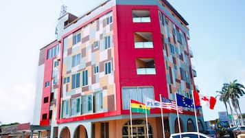 Front of property - evening/night