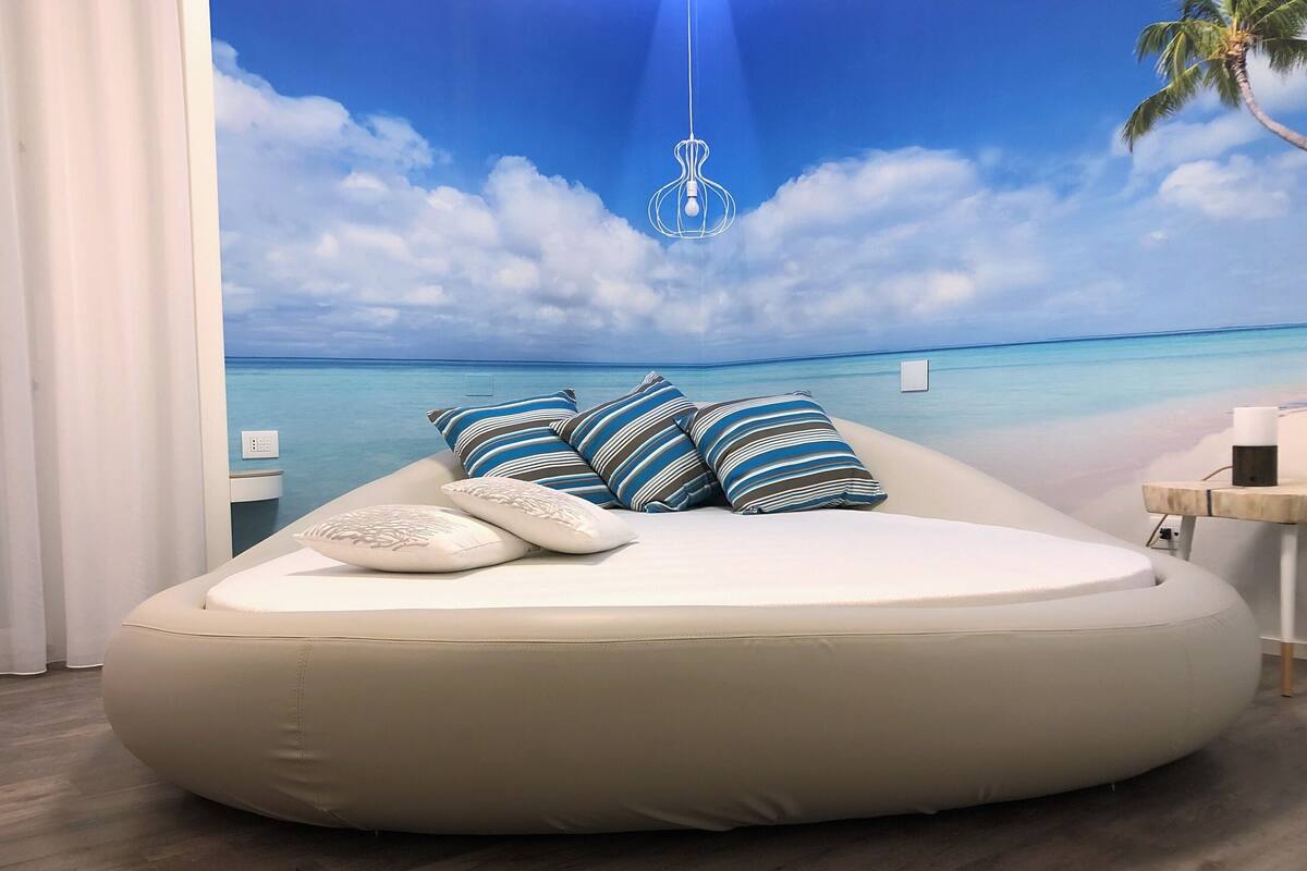 1 bedroom, minibar, in-room safe, desk