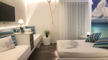 Cofres nos quartos, Wi-Fi de cortesia, roupa de cama