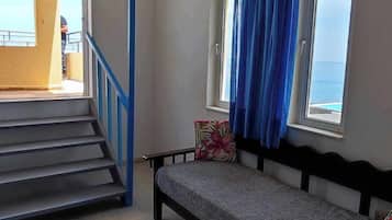 Apartemen Superior | 1 kamar tidur, brankas, kedap suara, dan setrika/meja setrika