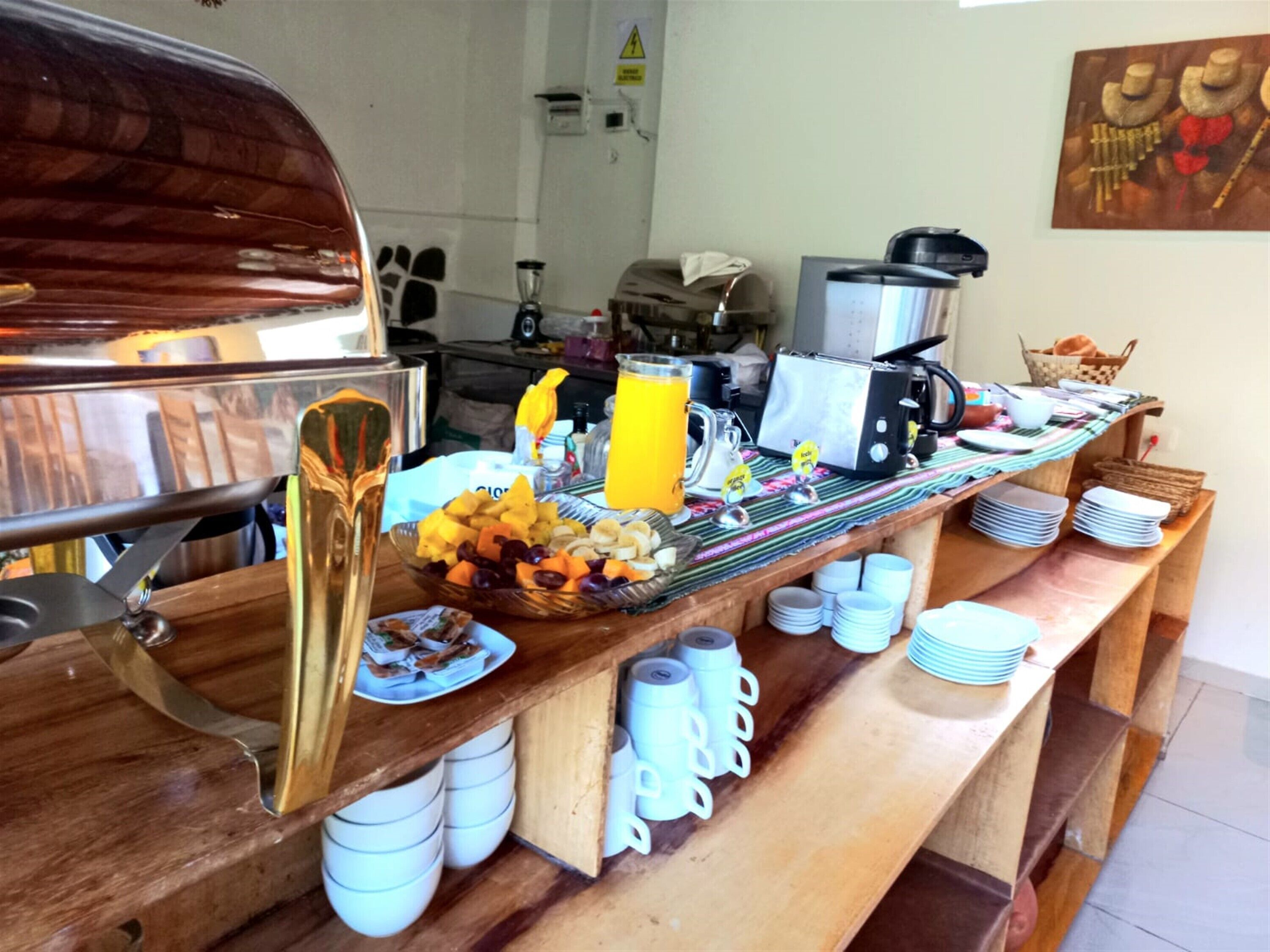 Free daily continental breakfast