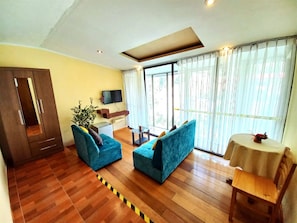 Junior Studio Suite, 2 Twin Beds, Ensuite, Tower | Living area | Printers - Hotel Humantay Lodge Ollantaytambo (Ollantaytambo)