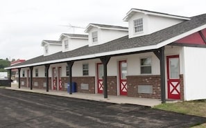 Front of property - Quik Stop and Motel (Wausaukee)