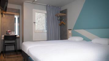 Twin Room, 2 Single Beds