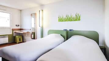 Bureau, chambres insonorisées, Wi-Fi gratuit, draps fournis