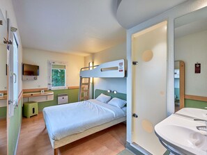 Bureau, chambres insonorisées, Wi-Fi gratuit, draps fournis