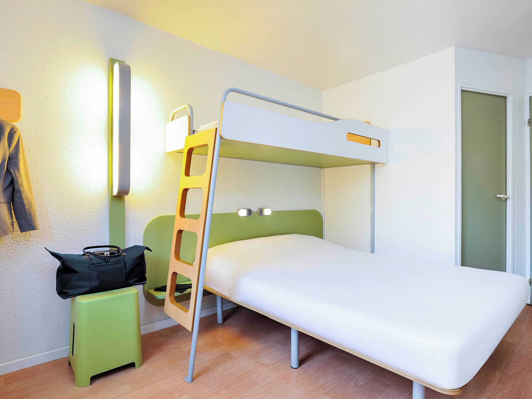 Triple Room, Multiple Beds