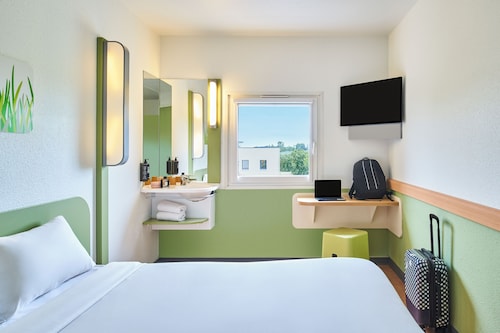 ibis budget Santeny