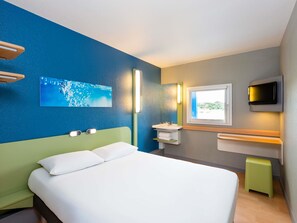 Double Room | Premium bedding, pillowtop beds, desk, soundproofing