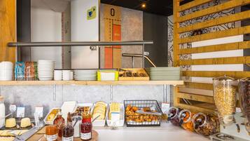 Daily buffet breakfast for a fee
