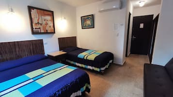 Roupas de cama premium, cofres nos quartos, individualmente decorados