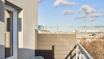 Desk, soundproofing, iron/ironing board, free cots/infant beds