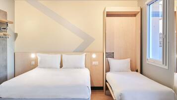 Escrivaninha, quartos à prova de som, ferros/tábuas de passar roupa