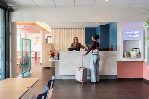 Reception - ibis budget Tours Nord (Tours)
