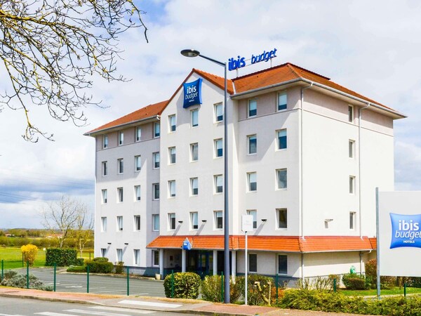 Ibis Budget Nevers Varennes Vauzelles - Nevers