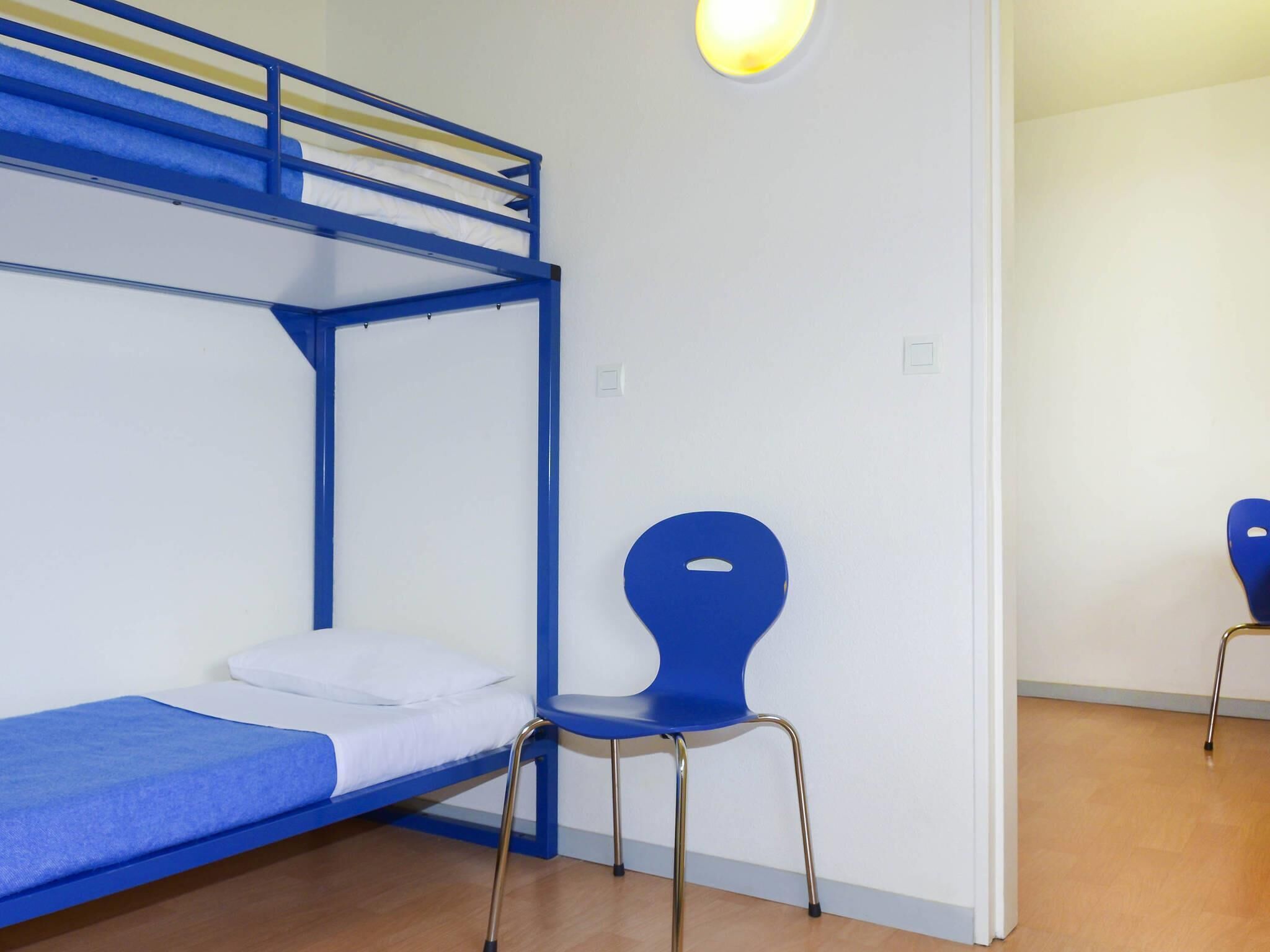 Chambre Familiale, 2 lits doubles | Bureau, chambres insonorisées, lits bébé (gratuits), lit parapluie