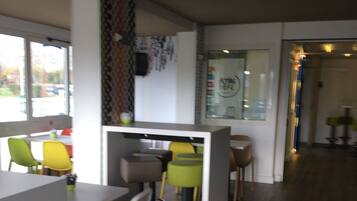 Daily buffet breakfast (EUR 6.60 per person)