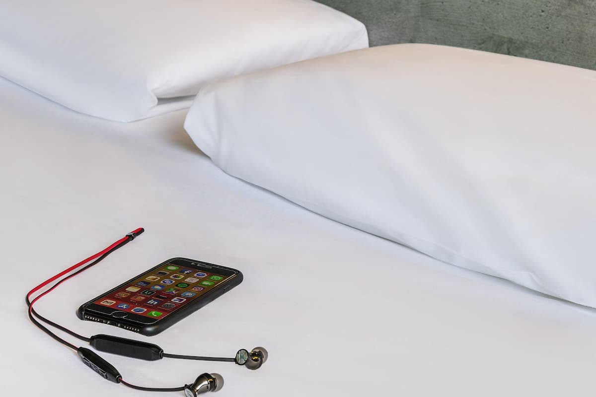 Quarto casal | Escrivaninha, Wi-Fi de cortesia, roupa de cama