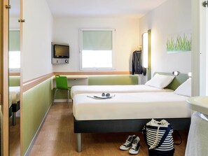 Twin Room, 2 Single Beds
