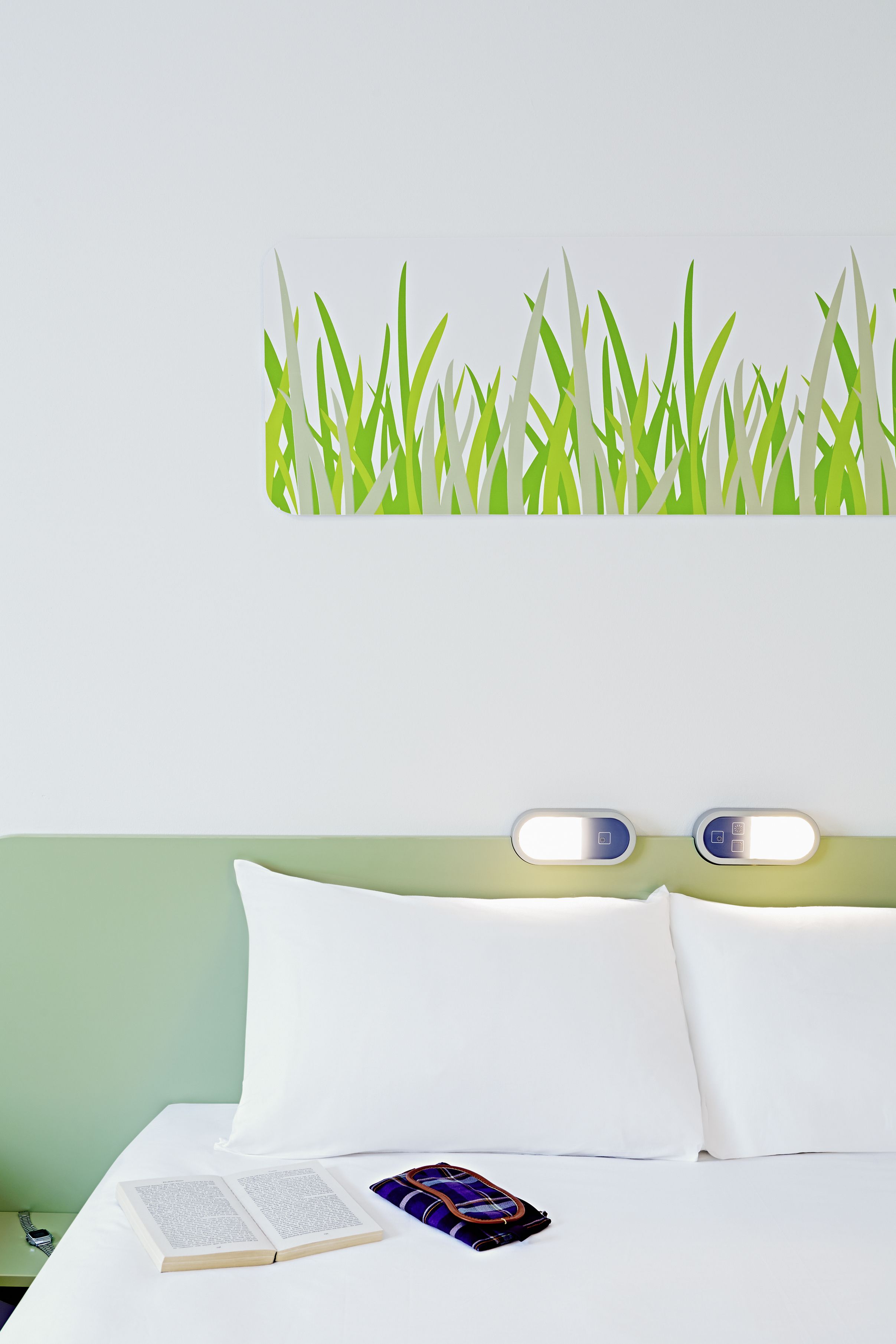 double room | desk, blackout curtains, soundproofing, free wifi