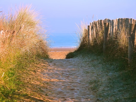 Beach. ibis budget Caen Centre Gare