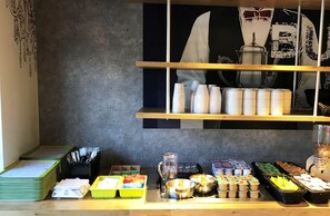 Desayuno buffet todos los días (con cargo)
