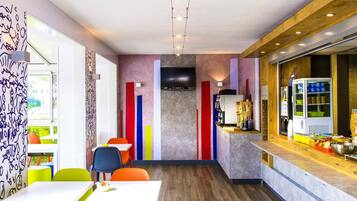 Daily buffet breakfast (EUR 8.90 per person)