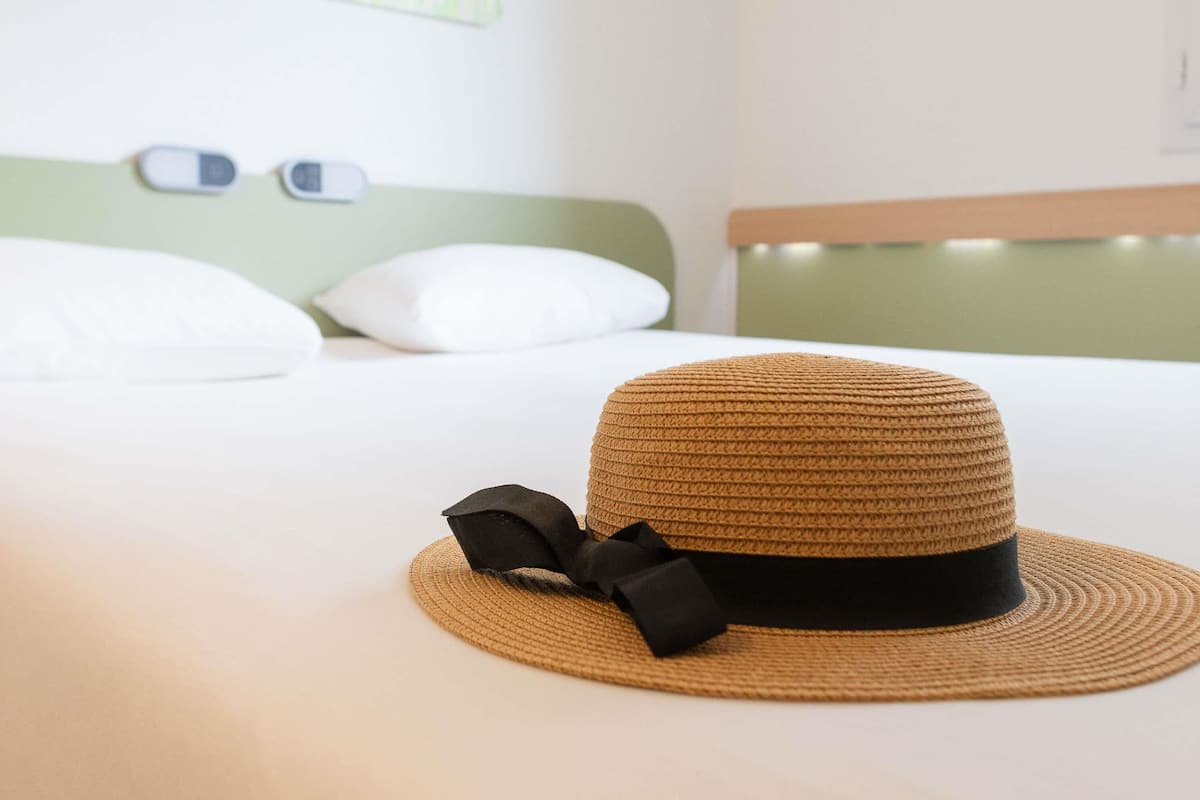 Double Room | Desk, soundproofing, free WiFi
