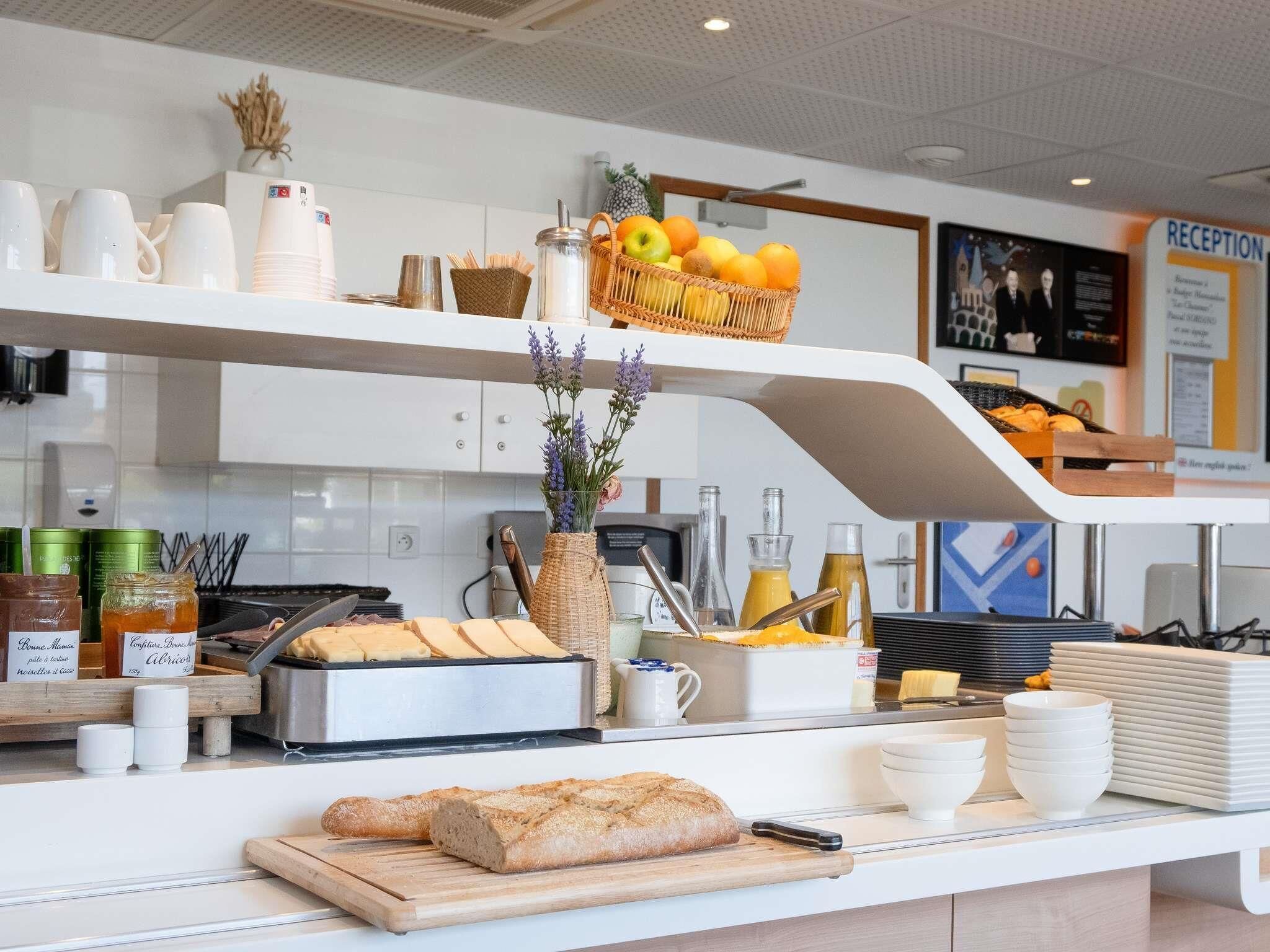 Se ofrece un desayuno continental entre semana (por un coste adicional)